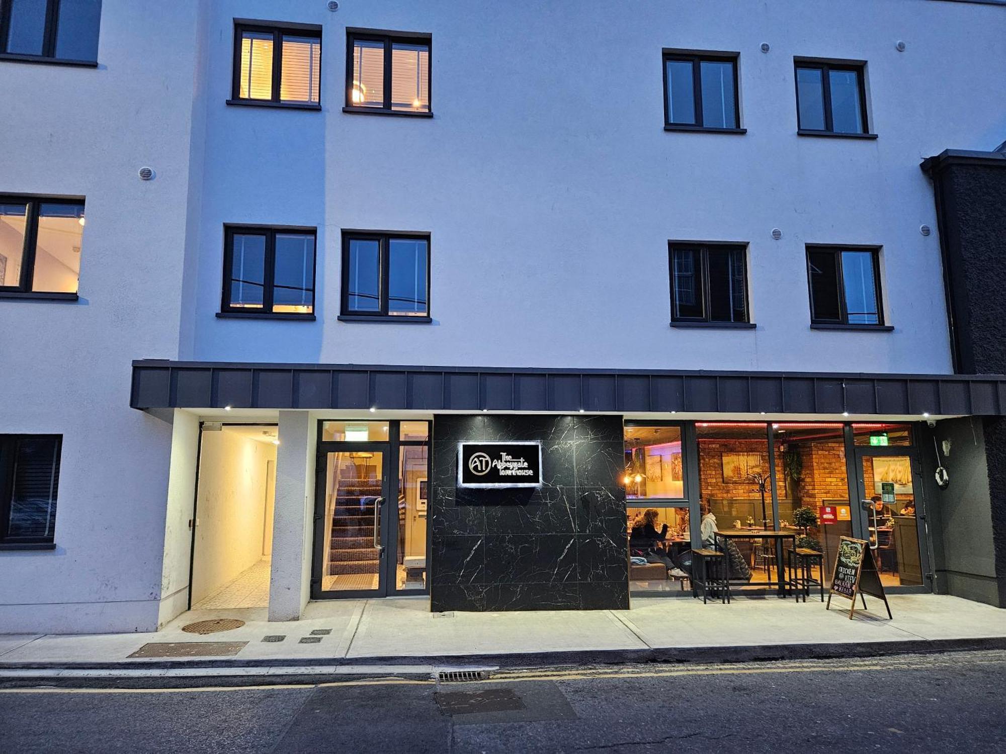 The Abbeygate Townhouse Hotell Galway Exteriör bild